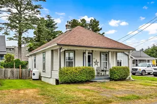 1205 49th St, Seaview, WA 98644 - Photo 2