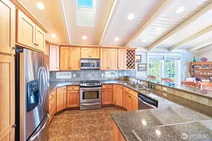 205 26th St NW, Long Beach, WA 98631 - Photo 8