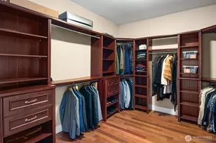 201 240th St SW, Bothell, WA 98021 - Photo 16