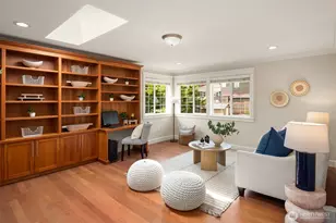 201 240th St SW, Bothell, WA 98021 - Photo 20