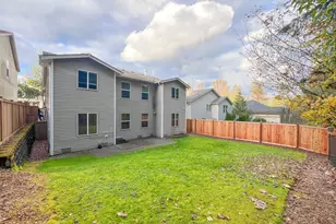 36523 SE Woody Creek Ln, Snoqualmie, WA 98065 - Photo 6