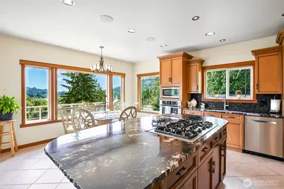 23738 Carlson Place, Mount Vernon, WA 98274 - Photo 12