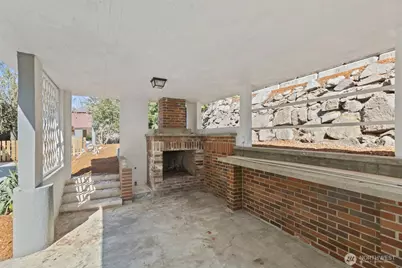 6909 E Side Drive NE, Tacoma, WA 98422 - Photo 32