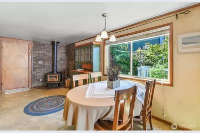 19904 Soundview Drive NW, Stanwood, WA 98292 - Photo 10