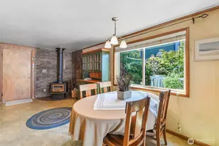 19904 Soundview Dr NW, Stanwood, WA 98292 - Photo 10