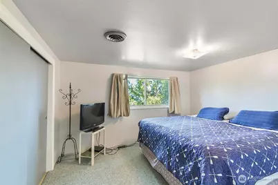 19904 Soundview Drive NW, Stanwood, WA 98292 - Photo 26