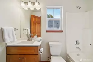 22727 NE 4th Pl, Sammamish, WA 98074 - Photo 24