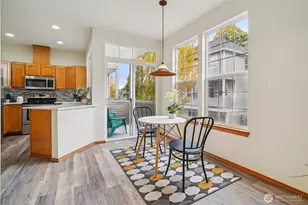 22727 NE 4th Pl, Sammamish, WA 98074 - Photo 8