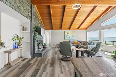 3161 Locust Avenue, Bellingham, WA 98225 - Photo 12