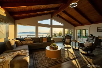 3161 Locust Avenue, Bellingham, WA 98225 - Photo 1