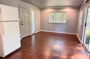 1995 NE Sipes Ln, Bremerton, WA 98311 - Photo 8