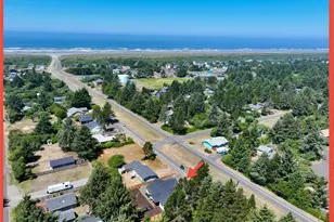 141 Taurus Blvd SW, Ocean Shores, WA 98569 - Photo 2