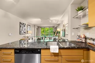 1420 E Pine St, Seattle, WA 98122 - Photo 6