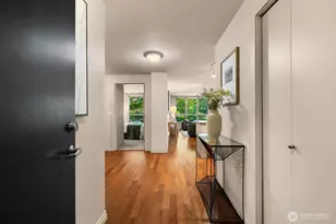 1420 E Pine St, Seattle, WA 98122 - Photo 12