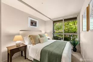 1420 E Pine St, Seattle, WA 98122 - Photo 16