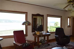 3538 Beach Dr E, Port Orchard, WA 98366 - Photo 10