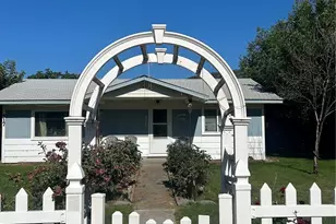 517 Juniper, Oroville, WA 98844 - Photo 2