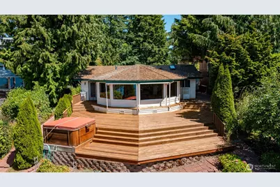 10 Edgewater Drive, Camano Island, WA 98282 - Photo 2