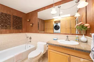 10 Edgewater Dr, Camano Island, WA 98282 - Photo 34