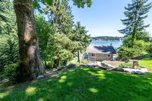 733 Fox Dr, Fox Island, WA 98333 - Photo 4