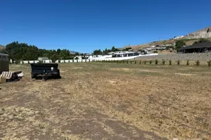 2605 Rock Island Rd, East Wenatchee, WA 98802 - Photo 4