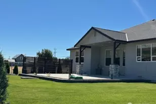 2605 Rock Island Rd, East Wenatchee, WA 98802 - Photo 2