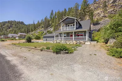 48 Golf Course Drive, Pateros, WA 98846 - Photo 2