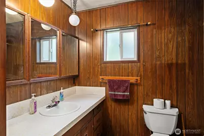 7929 Silver Lake Road, Maple Falls, WA 98266 - Photo 22