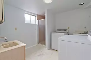 30 SE Bush St, Issaquah, WA 98027 - Photo 20