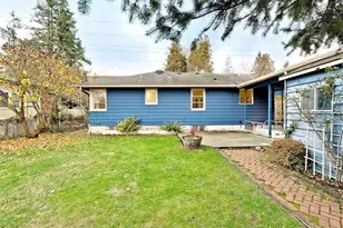 30 SE Bush St, Issaquah, WA 98027 - Photo 24