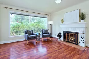 30 SE Bush St, Issaquah, WA 98027 - Photo 4