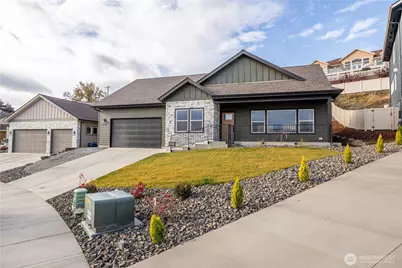 1919 Westhaven, Wenatchee, WA 98801 - Photo 4