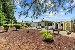 1427 100th St SW, Everett, WA 98204 - Photo 2