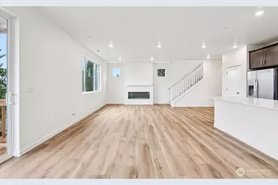 10304 6th Place SE #SW 13, Lake Stevens, WA 98258 - Photo 6