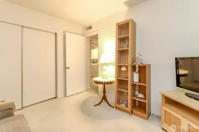 28313 Redondo Way S #304, Des Moines, WA 98198 - Photo 20