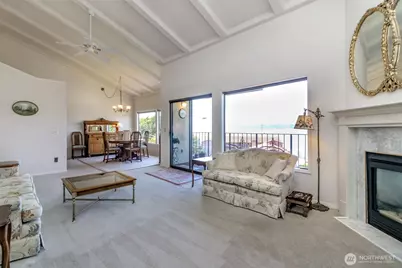 28313 Redondo Way S #304, Des Moines, WA 98198 - Photo 4