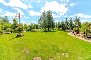 27716 Entwhistle Rd E, Buckley, WA 98321 - Photo 2