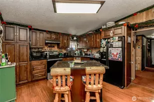 27716 Entwhistle Rd E, Buckley, WA 98321 - Photo 12