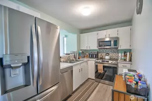 1103 Creekwood Ct SE, Olympia, WA 98501 - Photo 8