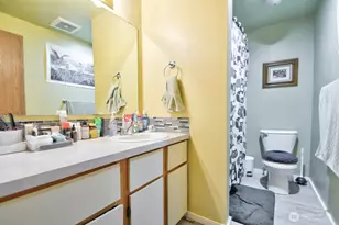 1103 Creekwood Ct SE, Olympia, WA 98501 - Photo 36