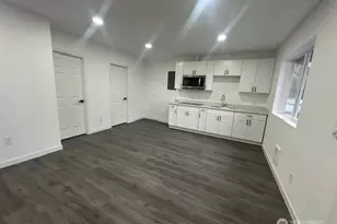 7662 S 134th St, Seattle, WA 98178 - Photo 2