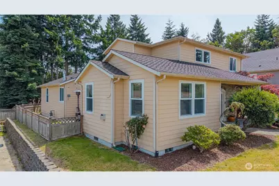 2140 SW Vista Park Drive, Oak Harbor, WA 98277 - Photo 32