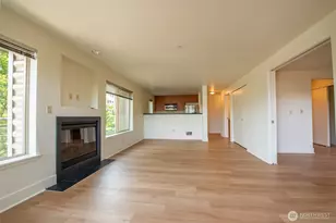 1550 Eastlake Ave E, Seattle, WA 98102 - Photo 4