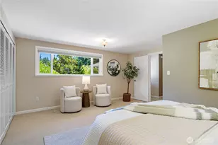 10425 SE 22nd St, Bellevue, WA 98004 - Photo 18