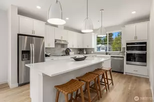 9007 NE 203rd Ln, Bothell, WA 98011 - Photo 6