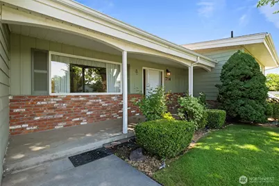 714 Canterbury Road NW, Soap Lake, WA 98851 - Photo 1