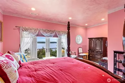 1022 7th Court, Fox Island, WA 98333 - Photo 24