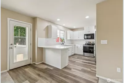 323 Helen Street, Sedro Woolley, WA 98284 - Photo 14