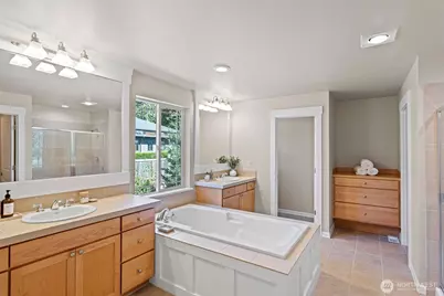 2648 116th Avenue NE, Bellevue, WA 98004 - Photo 24