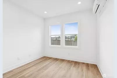 18805 99th Court NE #E, Bothell, WA 98011 - Photo 6